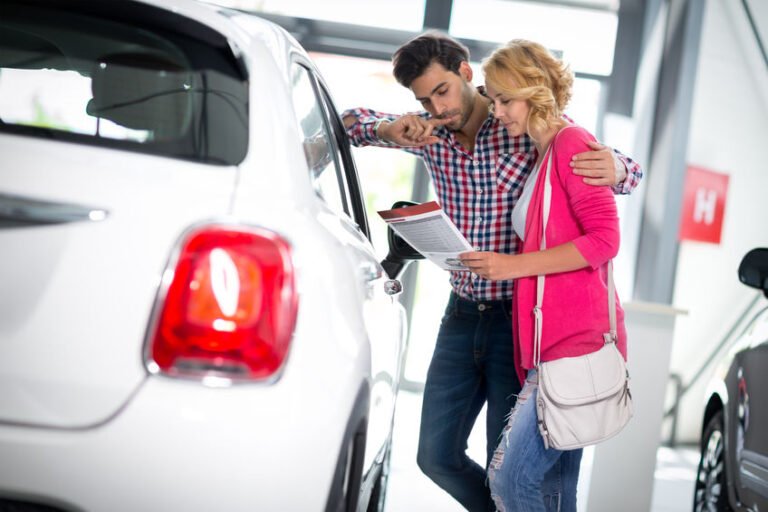 Les avantages d’acheter une voiture d’occasion chez un professionnel plutôt qu’à un particulier