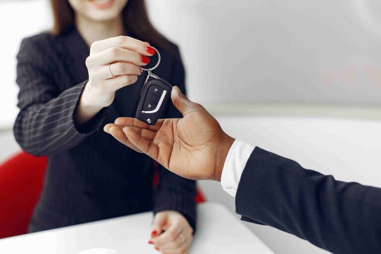Location par abonnement vs location classique : quelles différences ?